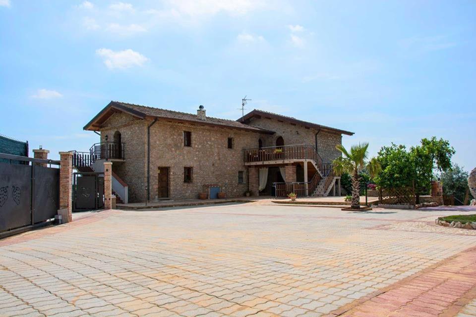 Agriturismo Casale Re Sonnino Exterior photo